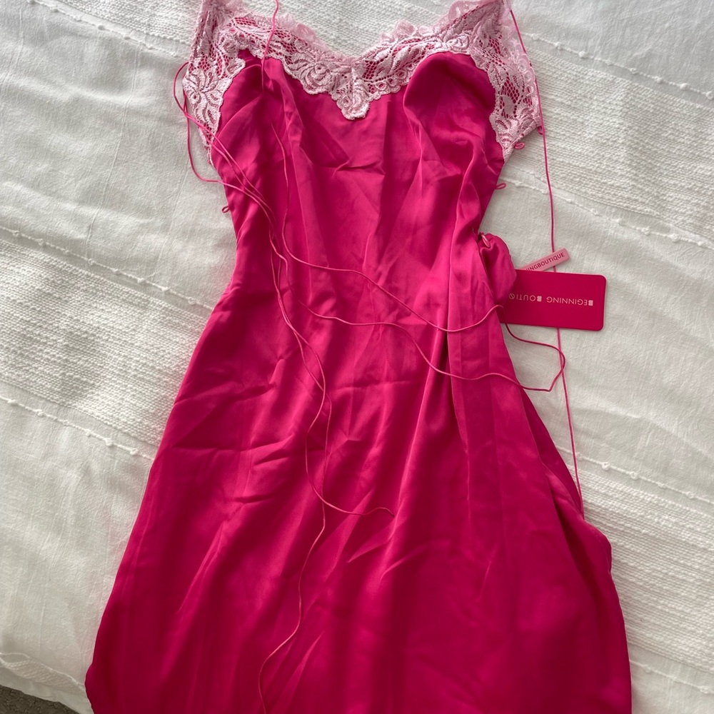 Beginning Boutique Hot Pink Satin Mini Skirt